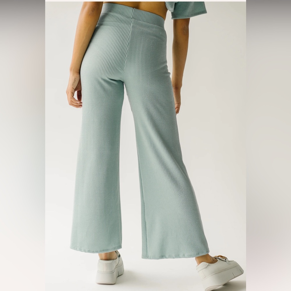 The Swift Ribbed Wide Leg Pant in Sage NWOT
